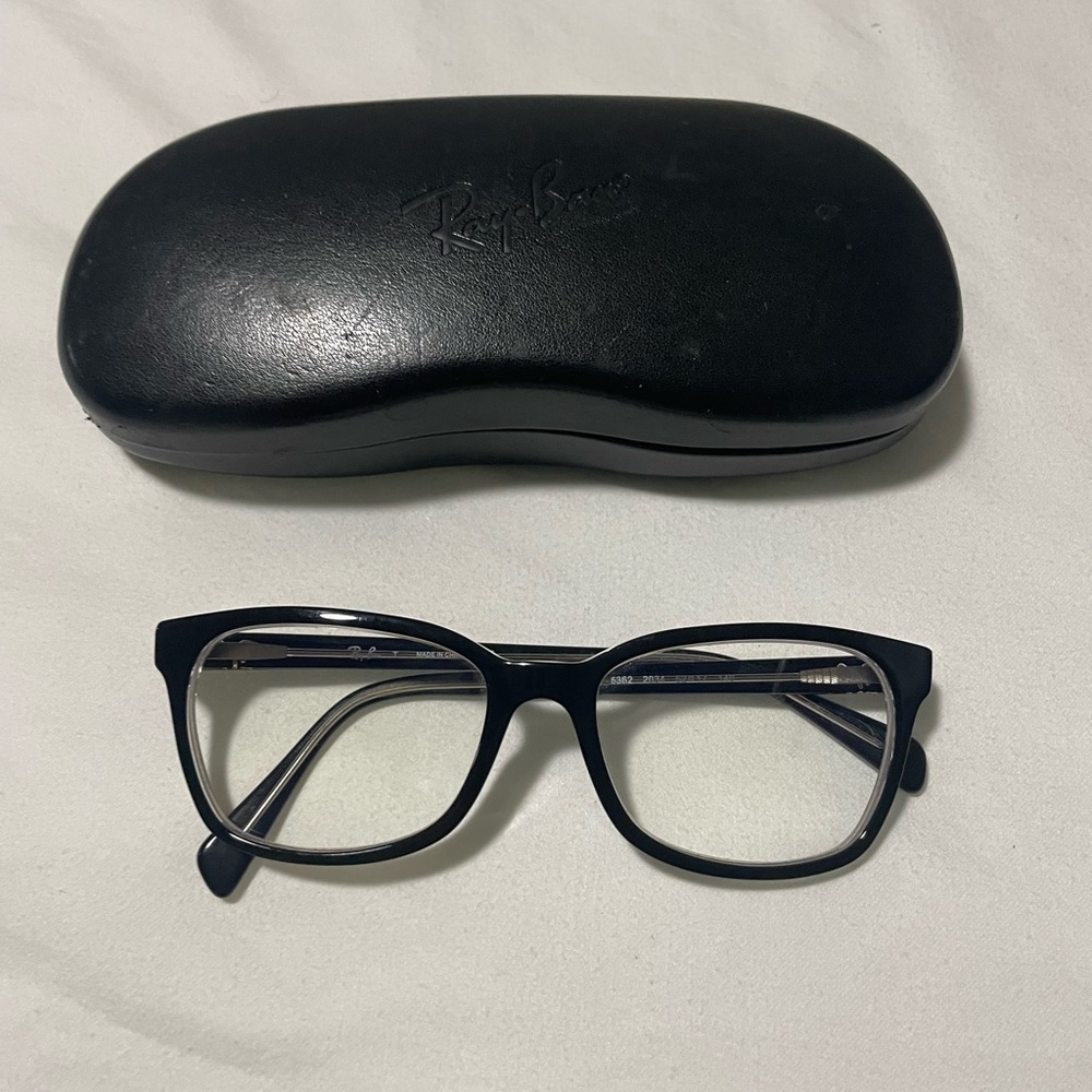 Ray-Ban RX5362 Classic Black Eyewear with Case. Used, good condition